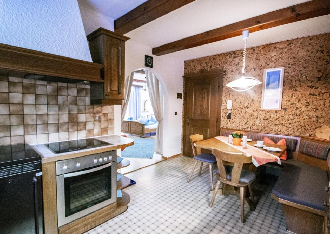 Haus Wulfenia Apartment Neustift im Stubaital Bagian luar foto